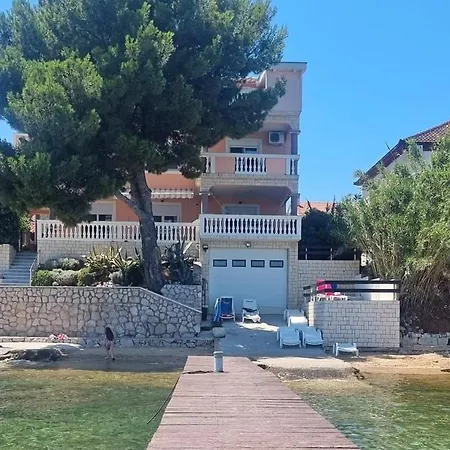 Family Friendly Seaside Tkon, Pasman - 24955 טקון
