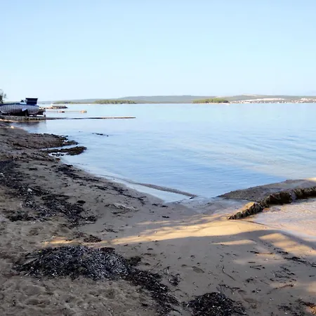 Family Friendly Seaside Tkon, Pasman - 24955 דירה טקון