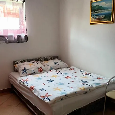 דירה Family Friendly Seaside Tkon, Pasman - 24955 טקון